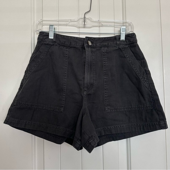 Universal Thread High Waist Black Shorts - Picture 1 of 8